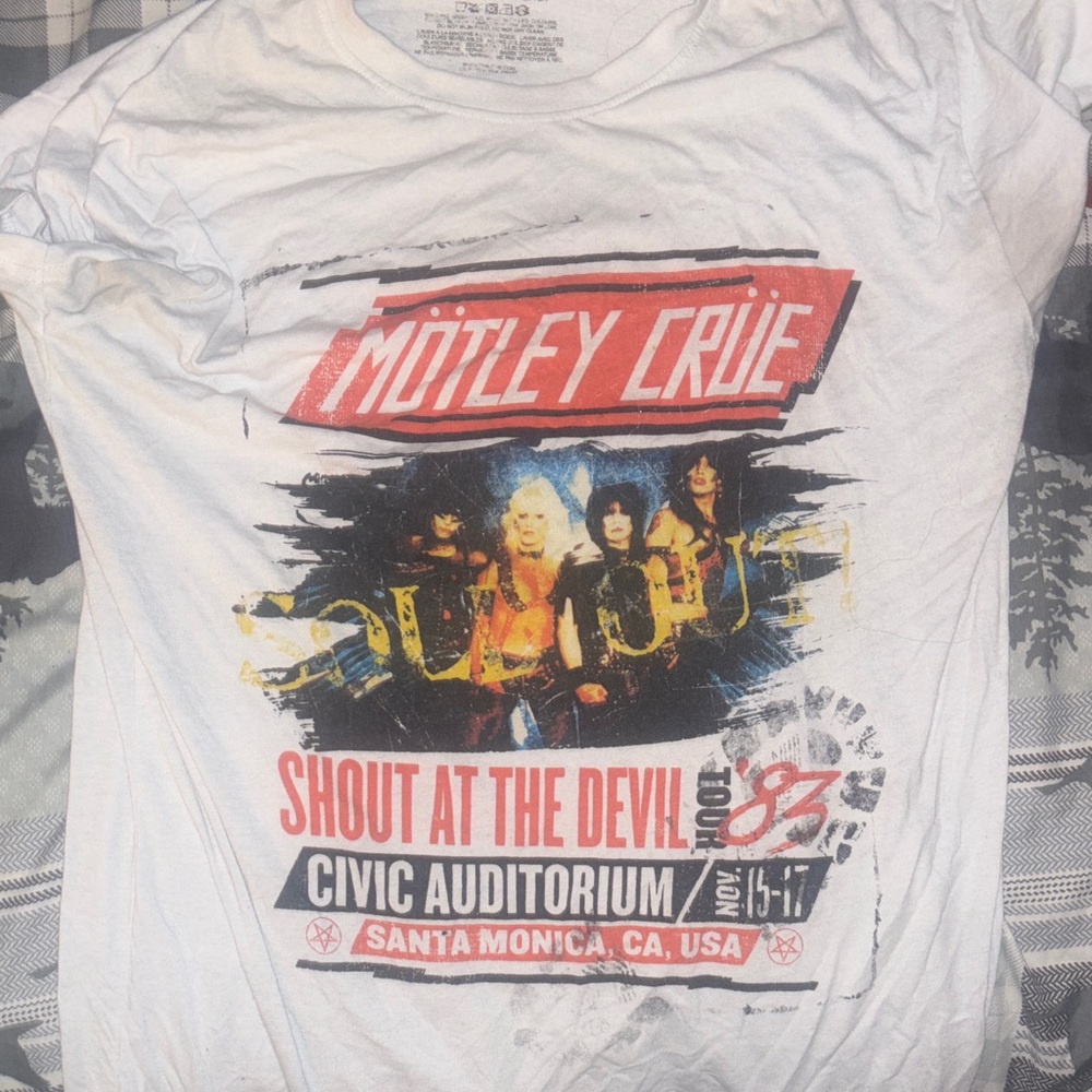 Motley Crue Graphic T-Shirt